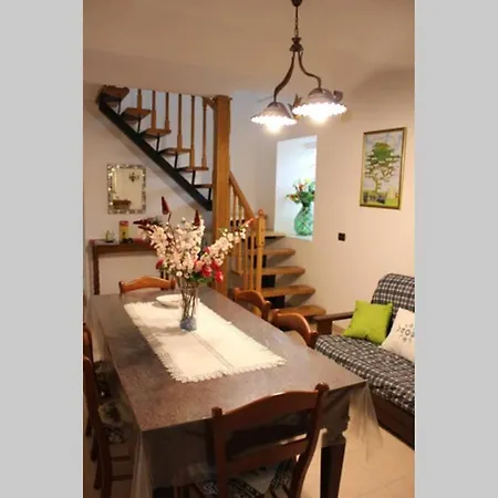 Holiday home Casa La Meridiana A *